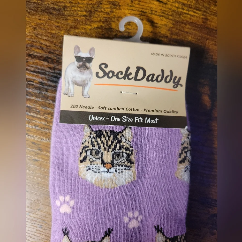 Sock daddy tabby cat socks one size, unisex-purple/tan